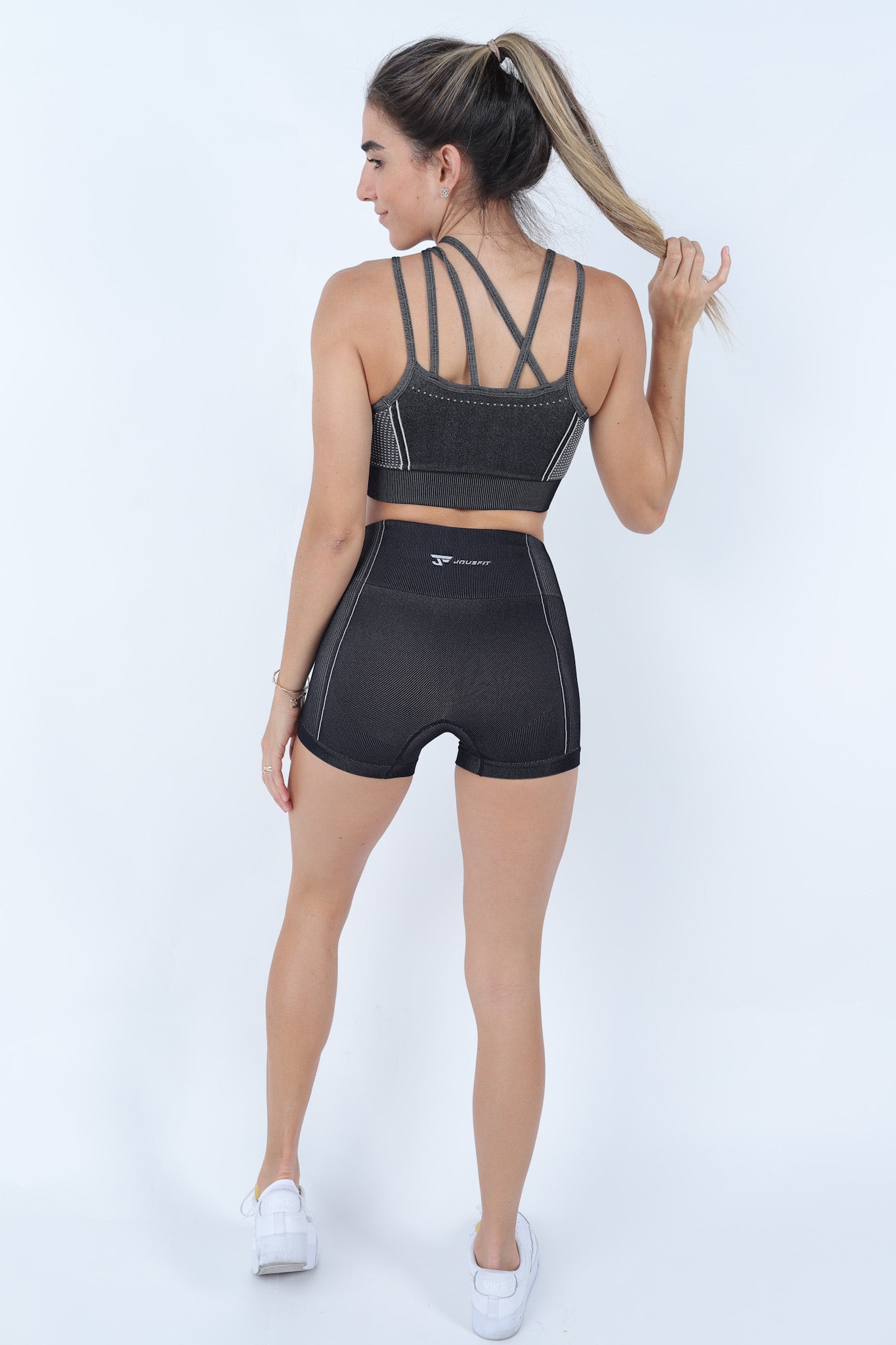 Outfit active black